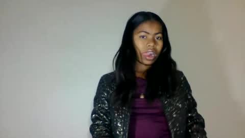 yannick_01 online show from June 2026 10:24:01 AM