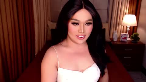 Snapshot of yanny_xoxo chatting on March 2025 07:01:02 PM Allisonn online show from March 2025 07:01:02 PM