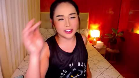 Snapshot of yanny_xoxo chatting on October 2025 08:20:02 PM Allisonn online show from October 2025 08:20:02 PM