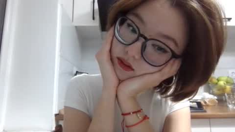 Lily online show from October 2025 06:16:02 PM