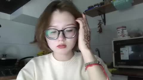 Lily online show from October 2025 03:38:02 PM