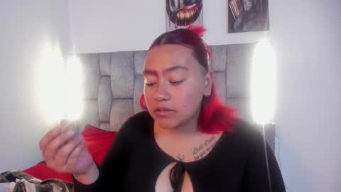 Yara  online show from December 2025 03:18:02 PM