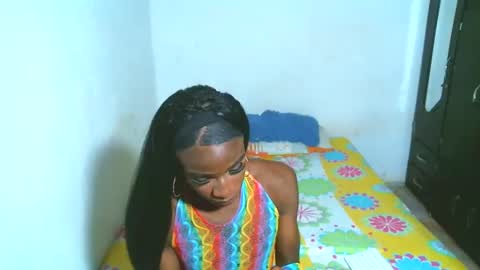 Snapshot of yarithza_ts2003 chatting on January 2025 03:05:02 AM YARITHZA online show from January 2025 03:05:02 AM