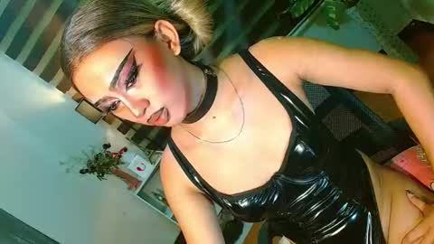 miss yasii online show from April 2026 03:14:02 PM