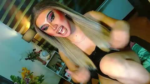 miss yasii online show from May 2026 03:05:02 PM
