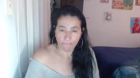 Snapshot of yasmin_love85 chatting on February 2026 02:11:02 PM yasmin_love85 online show from February 2026 02:11:02 PM