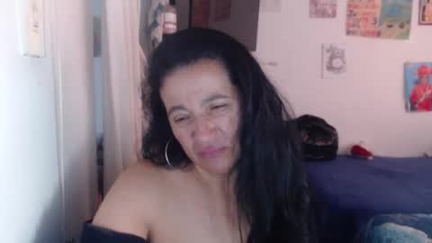Snapshot of yasmin_love85 chatting on April 2026 01:45:02 PM yasmin_love85 online show from April 2026 01:45:02 PM