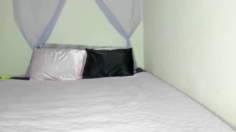 Snapshot of yasminayazzie chatting on November 2025 07:27:01 AM Yasmina online show from November 2025 07:27:01 AM