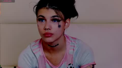 Diana online show from June 2026 05:57:01 AM