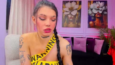 Snapshot of yasminwild chatting on February 2026 05:22:02 AM yasminwild online show from February 2026 05:22:02 AM