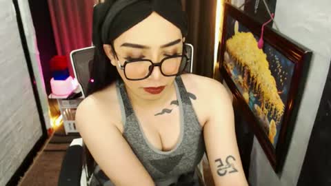 yassiered online show from June 2026 01:54:01 AM