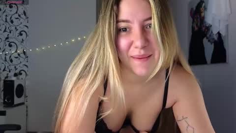 Yasyaa  online show from February 2025 05:40:01 AM