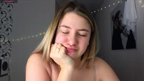 Yasyaa  online show from February 2025 02:19:02 AM