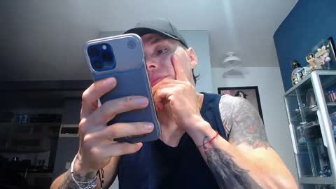 Snapshot of yatho_ chatting on February 2026 01:10:02 AM yahto online show from February 2026 01:10:02 AM