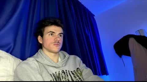 yayay333 online show from January 2026 05:26:02 PM