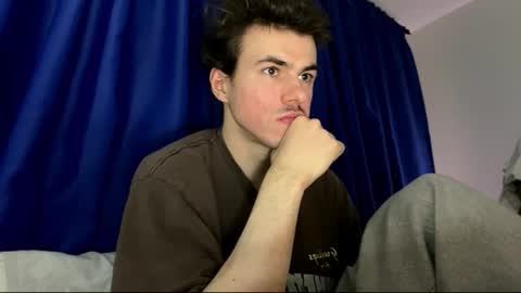 yayay333 online show from February 2026 09:01:01 PM