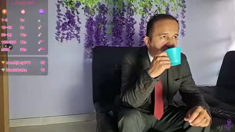 Hazzan y Greisy online show from June 2026 03:49:02 PM