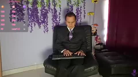 Hazzan y Greisy online show from June 2026 01:23:02 PM