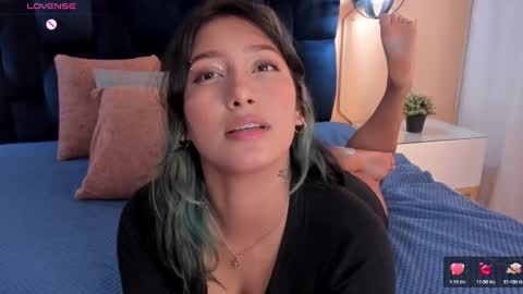 Snapshot of yazmin_rouse chatting on January 2025 05:20:02 PM Yazmin online show from January 2025 05:20:02 PM