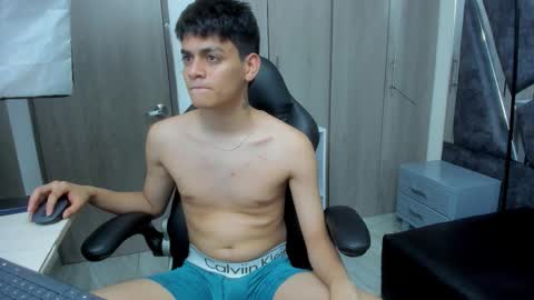 Snapshot of yef_thinn chatting on January 2026 04:04:02 AM yef_thinn online show from January 2026 04:04:02 AM