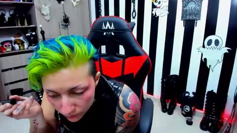 Yelena online show from December 2024 08:49:02 PM