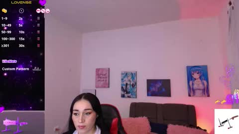 Snapshot of yeliana_sexy chatting on November 2025 02:02:01 AM Valery online show from November 2025 02:02:01 AM