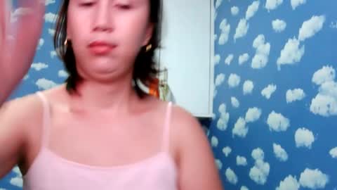 yella hope online show from February 2026 06:22:01 AM