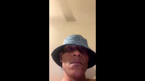 Snapshot of yellowdickbbc chatting on May 2026 09:50:02 AM yellowdickbbc online show from May 2026 09:50:02 AM