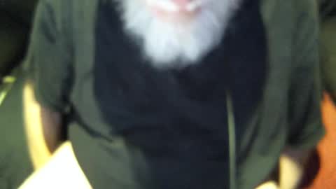 Snapshot of yellowsnakes chatting on September 2025 07:57:01 AM . y e l l o w s n a k e s . online show from September 2025 07:57:01 AM