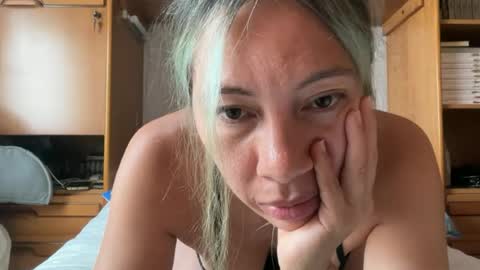 Snapshot of yenlo01 chatting on July 2026 12:31:02 PM yenlo01 online show from July 2026 12:31:02 PM