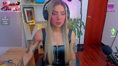 yeriawaddell  online show from January 2025 03:29:02 PM