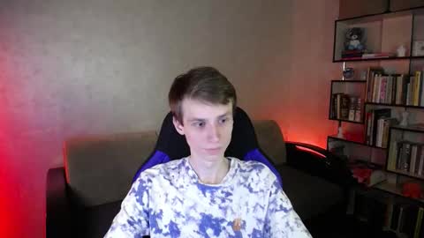 Snapshot of yes_cute_boy_ chatting on September 2025 05:18:01 PM Eden online show from September 2025 05:18:01 PM