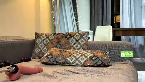 Zlata online show from June 2026 08:19:02 PM