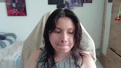yessica_gomez01 online show from May 2026 07:59:02 PM