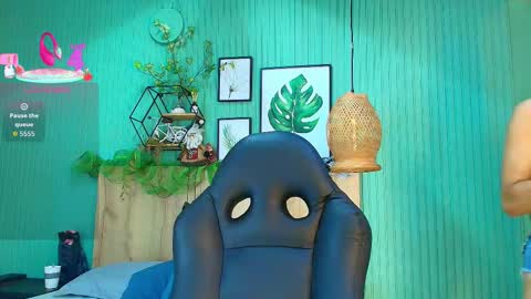 Snapshot of yessika_parker chatting on December 2025 05:09:01 PM yessika_parker online show from December 2025 05:09:01 PM