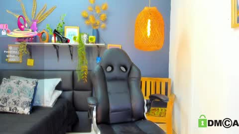 Snapshot of yessika_parker chatting on March 2026 09:15:01 AM yessika_parker online show from March 2026 09:15:01 AM