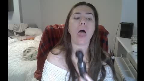 Snapshot of yesyoucanjustdoit chatting on November 2025 02:20:02 PM Kira online show from November 2025 02:20:02 PM