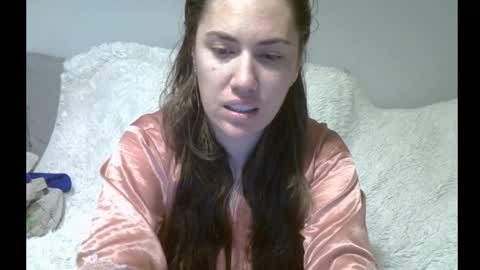 Snapshot of yesyoucanjustdoit chatting on February 2026 04:44:01 PM Kira online show from February 2026 04:44:01 PM