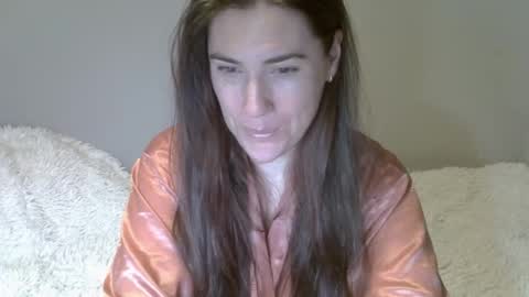 Snapshot of yesyoucanjustdoit chatting on March 2026 05:38:02 PM Kira online show from March 2026 05:38:02 PM