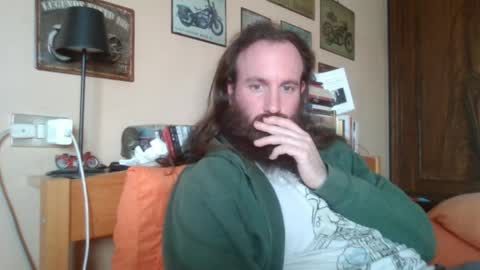 yeti_92 online show from March 2026 02:17:01 PM