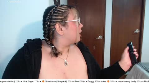 hii i am yini online show from May 2026 03:03:02 AM