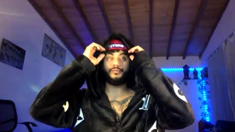 Snapshot of yio__cohen chatting on January 2025 11:45:01 PM yio cohen online show from January 2025 11:45:01 PM