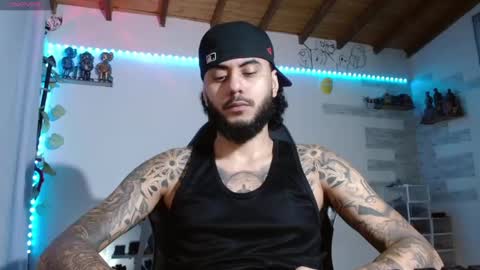 Snapshot of yio__cohen chatting on November 2025 07:24:02 AM yio cohen online show from November 2025 07:24:02 AM