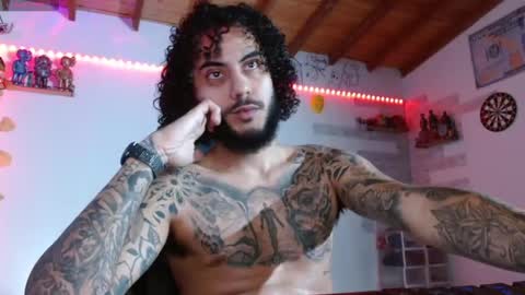 Snapshot of yio__cohen chatting on November 2025 02:43:02 AM yio cohen online show from November 2025 02:43:02 AM