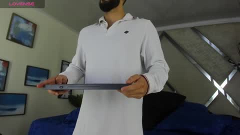 Yiyo online show from February 2025 04:04:01 AM