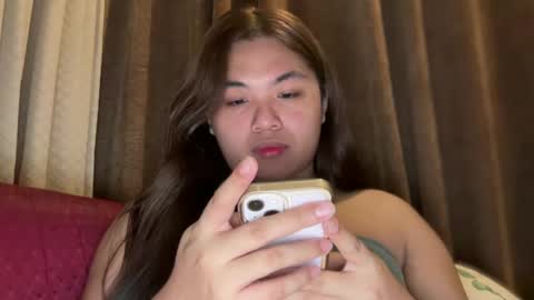 yllana love online show from February 2025 09:13:01 PM