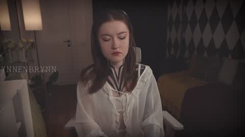 ynnenbrynn online show from January 2025 10:20:02 AM