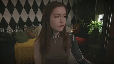 ynnenbrynn online show from March 2025 04:49:01 AM