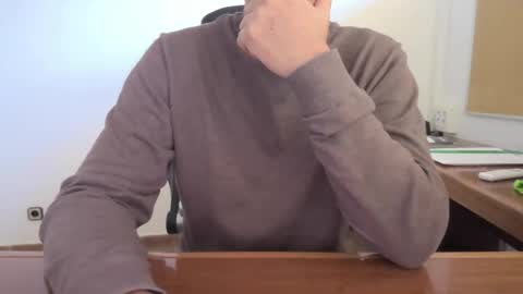 Snapshot of yo47 chatting on November 2025 03:27:01 PM Yo47 online show from November 2025 03:27:01 PM