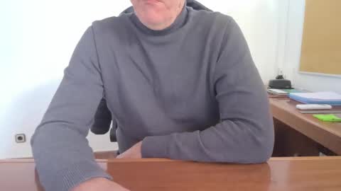 Snapshot of yo47 chatting on December 2025 02:23:02 PM Yo47 online show from December 2025 02:23:02 PM